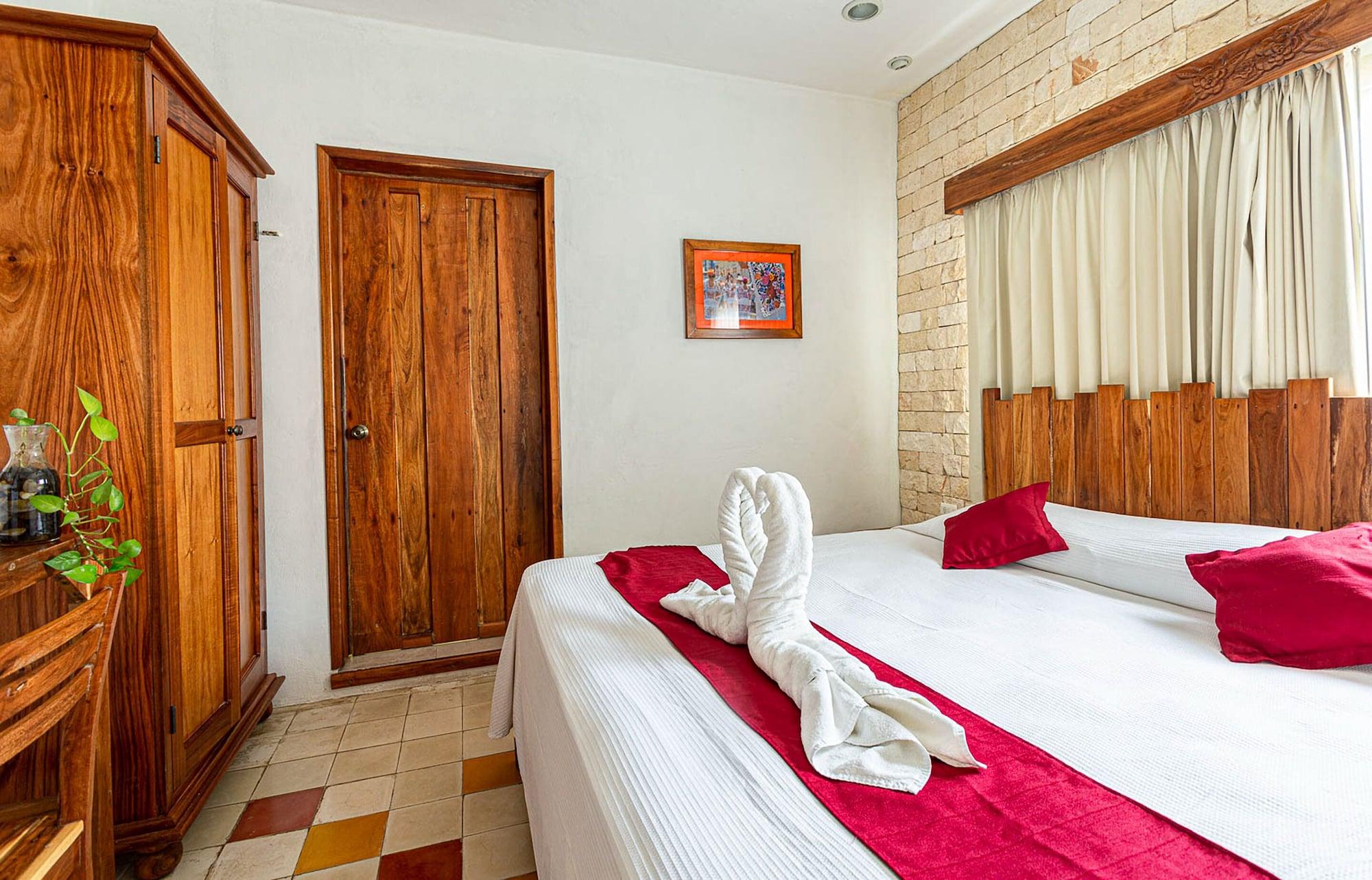 Hotel Boutique Casa Hipil Вальядолид Экстерьер фото