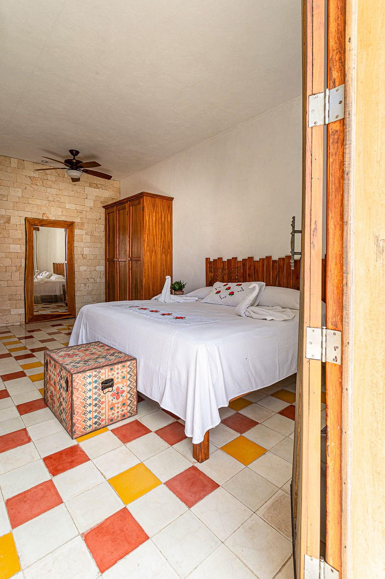 Hotel Boutique Casa Hipil Вальядолид Экстерьер фото